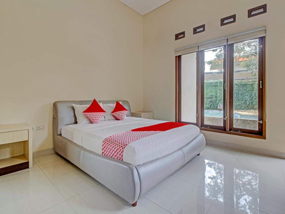 Oyo 89997 Hotel Bumi Kedaton Waterpark Bandar Lampung Exterior photo