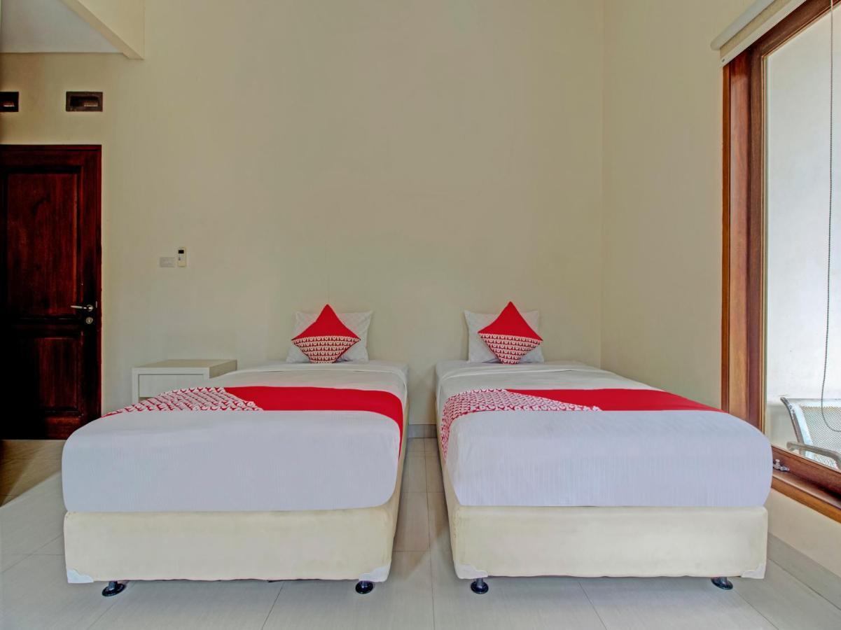 Oyo 89997 Hotel Bumi Kedaton Waterpark Bandar Lampung Exterior photo